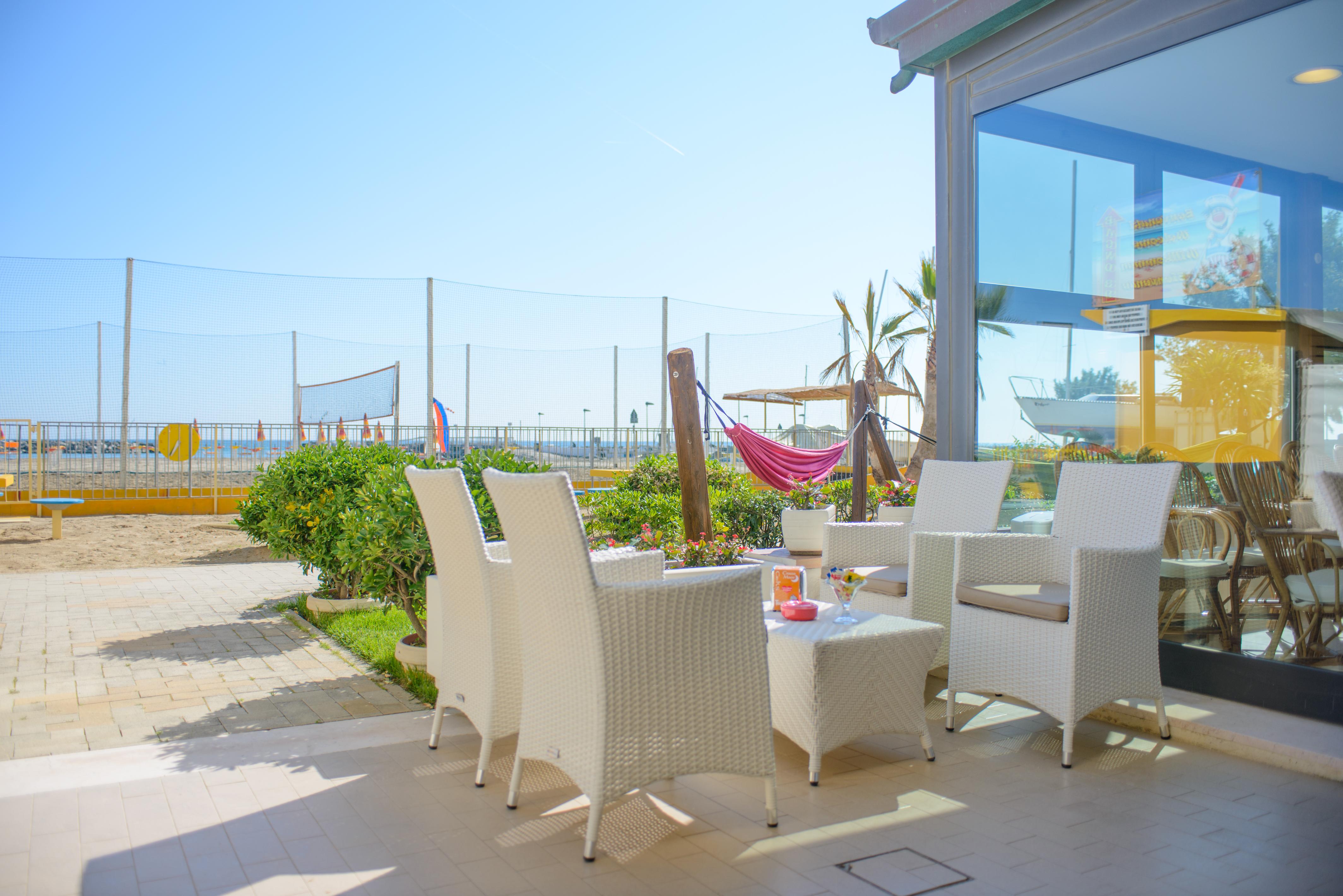 Hotel Zeus Римини Экстерьер фото